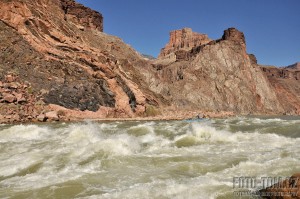 Kdesi v peřejích Grand Canyonu