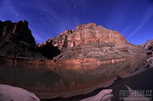 Colorado river, Grand Canyon, úplněk