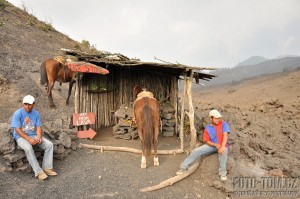 Lava Store, sopka Pacaya, Guatemala